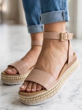 Elegant Pink Sandals